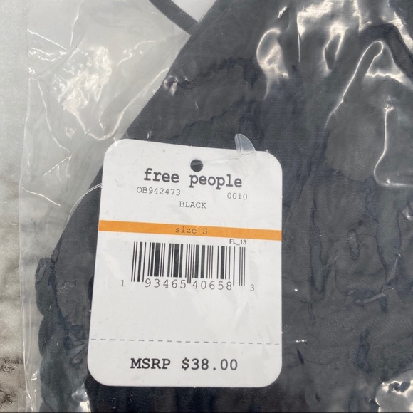 18 M Free People NWT Emmy Bralette Multi Strap Shirred V Neck Black XSmall Small - Picture 4 of 4